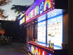 -三亚火车头万人海鲜广场