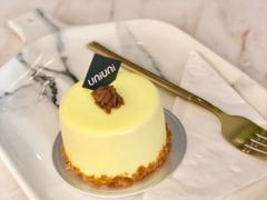 -UNI UNI(环亚凯瑟琳店)