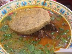 -金杨拉面王小吃面馆·牛三宝面·红烧牛肉粉