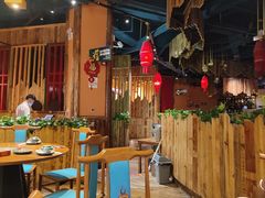 大堂-老滇山寨•云南特色菜•地方菜•民族风情歌舞表演(金碧店)