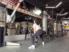 -享受健身·美体塑形馆