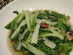 -川流不息·地道川菜·小龙虾(松东路店)