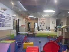 -澳洲袋鼠早教(金辉环球广场店)