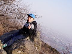 -鬼笑石后山停车场
