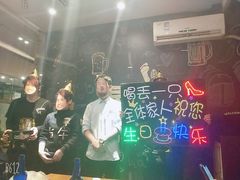 -喝丢一只鞋辣炒海鲜小烧烤(三八广场店)