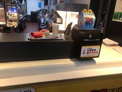 麦辣鸡腿堡套餐-麦当劳(番禺信联大厦店)