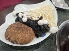 -楼外楼肥羊木炭火锅居(乐群街店)