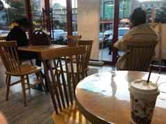 大堂-必胜客(威高广场店)