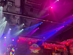 -喜鹊音乐酒馆(西街店)