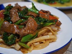 牛肉炒粿条-肉神潮汕卤鹅