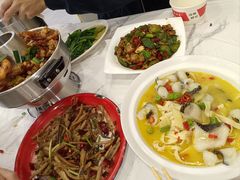 -江城燕子大排档(江汉路步行街店)