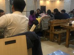 大堂-河南前程·羊肉汤·烧烤(总店)
