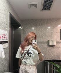 -安蒂护肤造型