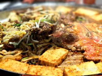 好特别的一家烤肉店，好吃！