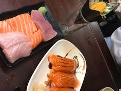 生鱼片-三味食堂