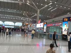 -西安北站(地铁站)