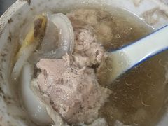 南北杏椰子炖猪展-達揚原味燉品(文明路店)