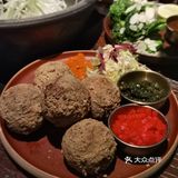 二刷野果 点了上次没点的 排骨锅--里面排骨还是蛮多的