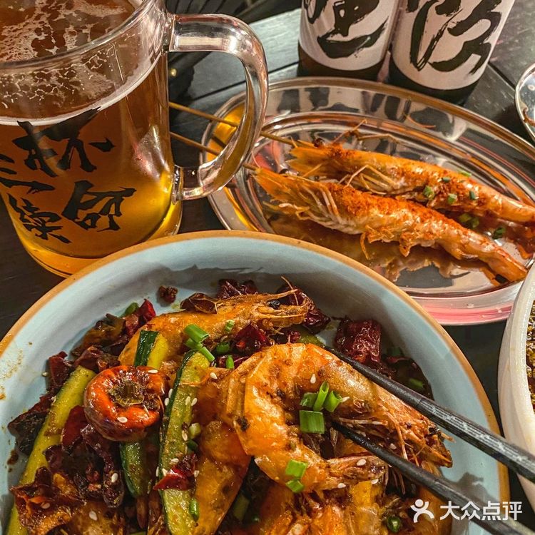 近期zui喜欢的中式小酒馆‼️氛围感拿捏了