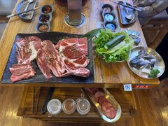 -金刚山黑牛炭火自助烤肉(西大望路店)