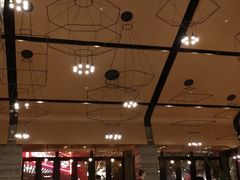 -WOLFGANG PUCK KITCHEN & BAR(迪士尼小镇店)