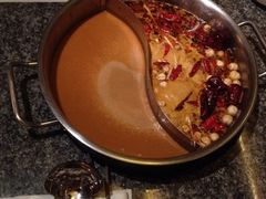 火锅锅底-辉哥火锅(虹桥路店)