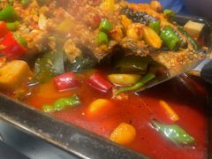 -江边城外烤全鱼(世茂广场店)