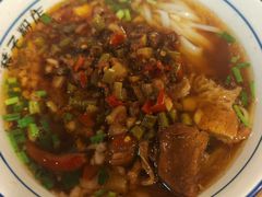 -矮子粉店1985·长沙米粉(湘春路店)