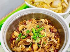 -老乡鸡(亳州路天庆大厦店)