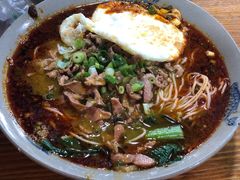 -丁丁猫重庆小面(徐州路店)