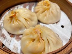 蟹粉汤包-松鹤面馆·古法焖肉面(观前店)