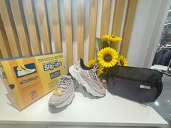 -青岛利群四方购物广场