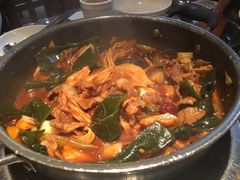 五花肉锅-猪啊牛呀羊啊铜盘烤肉(正大广场店)