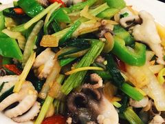 -覃记海鲜美食餐厅