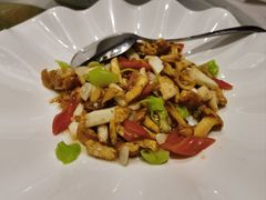 -蔼若春.传承三十年云南菜(金碧公园店)