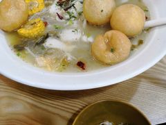 -乐达酸菜鱼面(山师东路店)