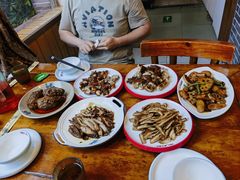 -老鼎万春卤菜(五代传承创始老店)