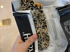 -HOT CRUSH趁热集合·现烤面包(环球港店)