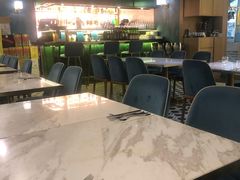 -La Mer Restaurant & Lounge