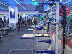 -威仕顿健身游泳(御锦城店)