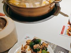 -烹然四季椰子鸡火锅(姚家园万象汇店)