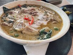 -卷心菜和避孕套餐厅(Pattaya)