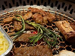 -木槿花韩式炭烤·熟成肉工坊(孙文东路店)