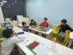 -童程童美·信息学竞赛·乐高机器人编程(长宁来福士校区)