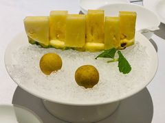 餐前果盘-红雀围·海鲜火锅(陆家嘴中心店)