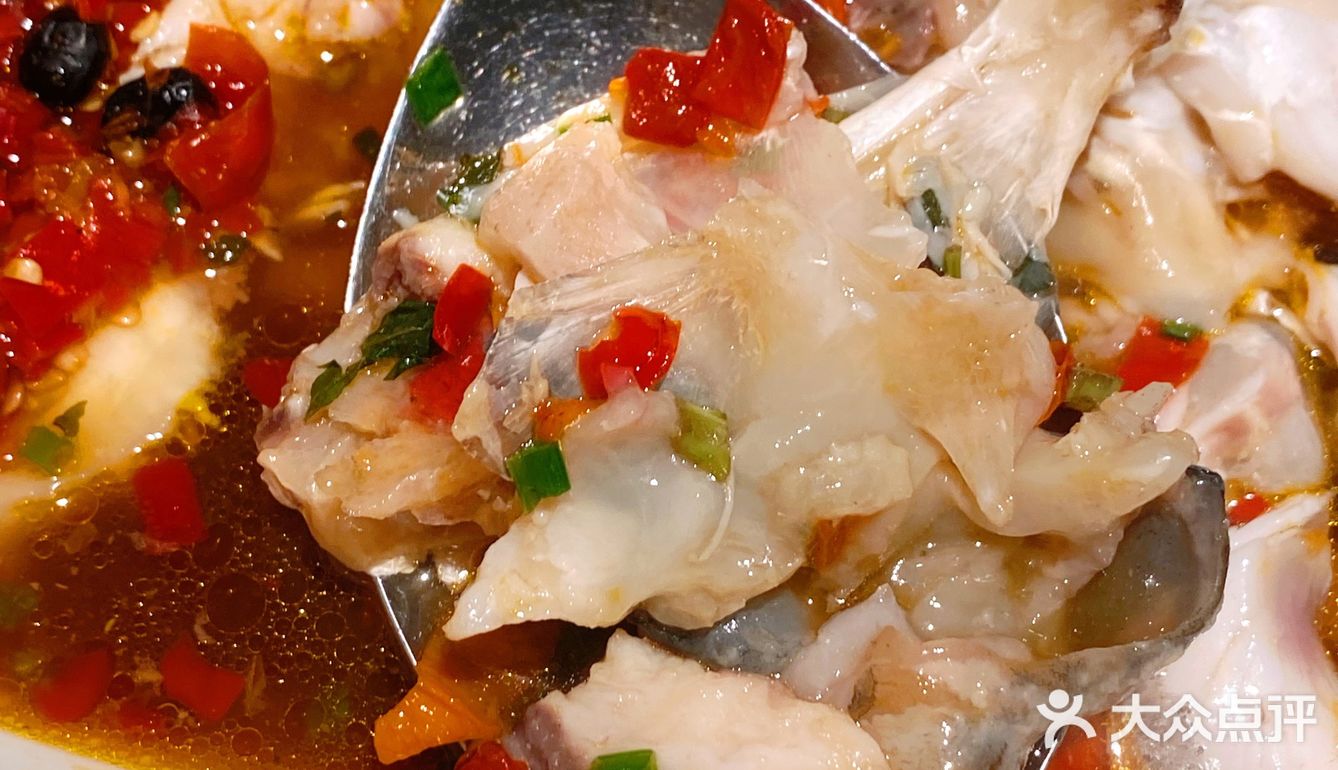 许爷｜魔都最好吃的剁椒鱼头在这里🐟