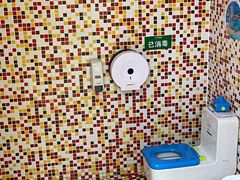 -蓝旗亲子游泳(范湖万达广场店)