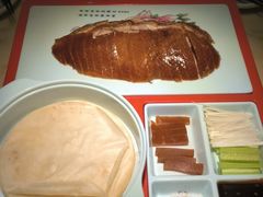 -韵秋荷(宝山龙湖天街店)