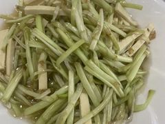 -天乐农家鱼头王(天目湖店)