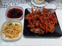 -靓虾二哥长沙地标小龙虾(五一广场店)